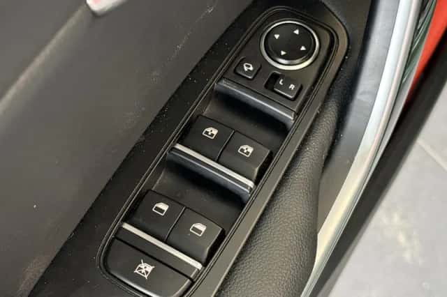 Kia Ceed Sportswagon (2024) thumbnail 2