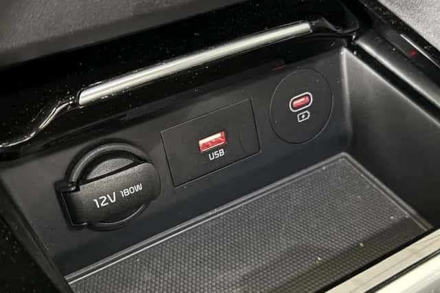 Kia Ceed Sportswagon (2024) thumbnail 16