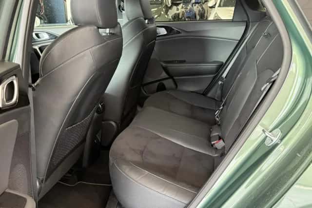 Kia Ceed Sportswagon (2024) thumbnail 19