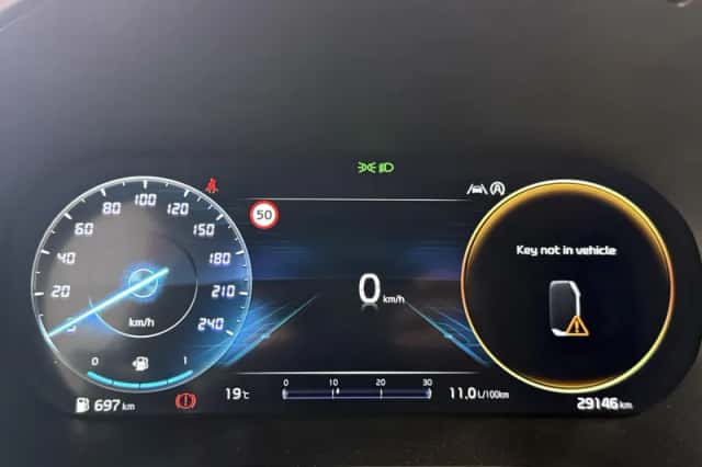 Kia Ceed Sportswagon (2024) thumbnail 9