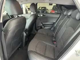 Kia Ceed (2022) thumbnail 21