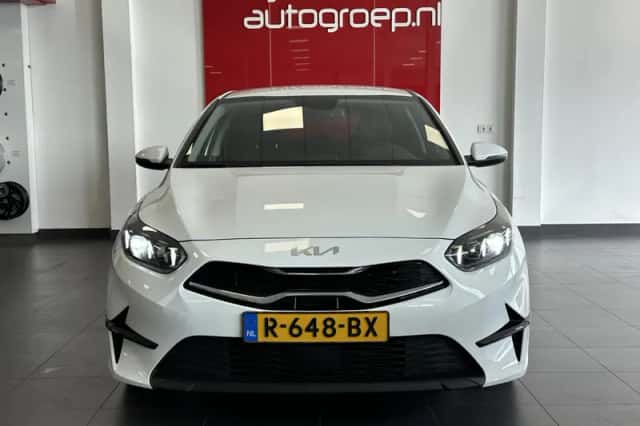 Kia Ceed (2022) thumbnail 26