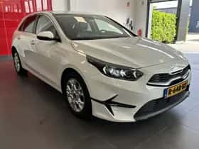 Kia Ceed (2022) thumbnail 27