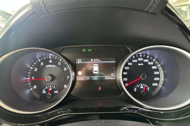 Kia Ceed (2022) thumbnail 5