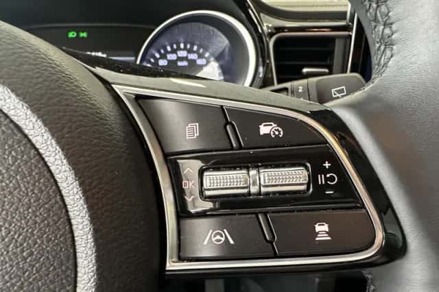Kia Ceed (2022) thumbnail 9