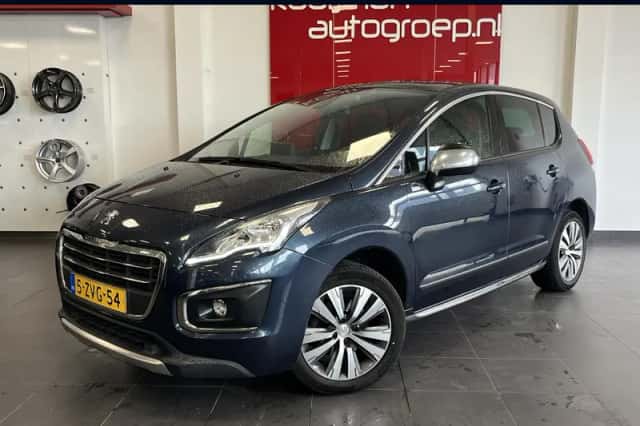 Peugeot 3008 (2015) thumbnail 1