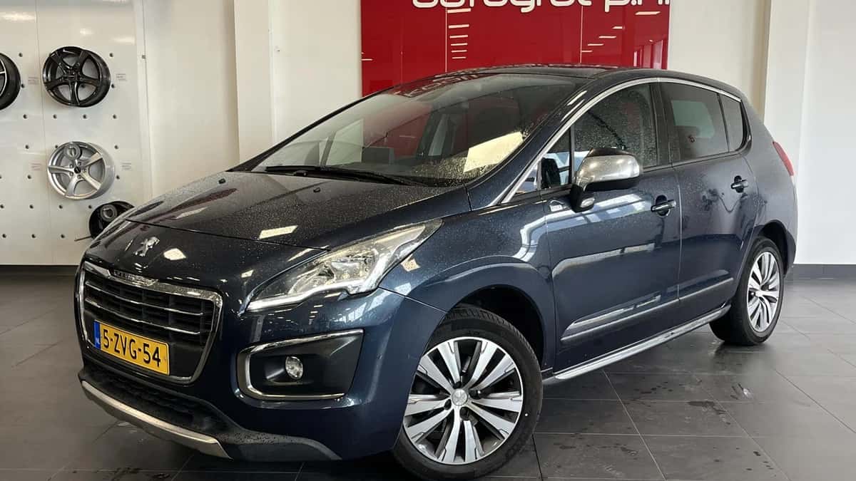 Peugeot 3008 (2015) — foto 1