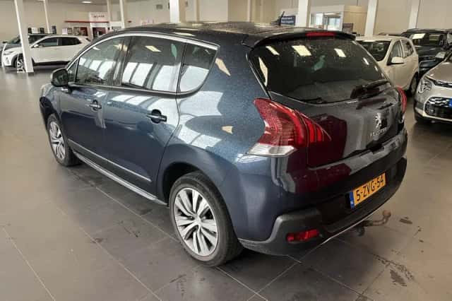 Peugeot 3008 (2015) thumbnail 21
