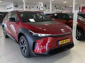 Toyota bZ4X (2025) thumbnail 5