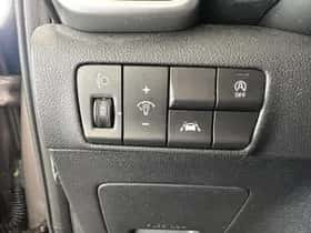 Kia Sportage (2021) thumbnail 4