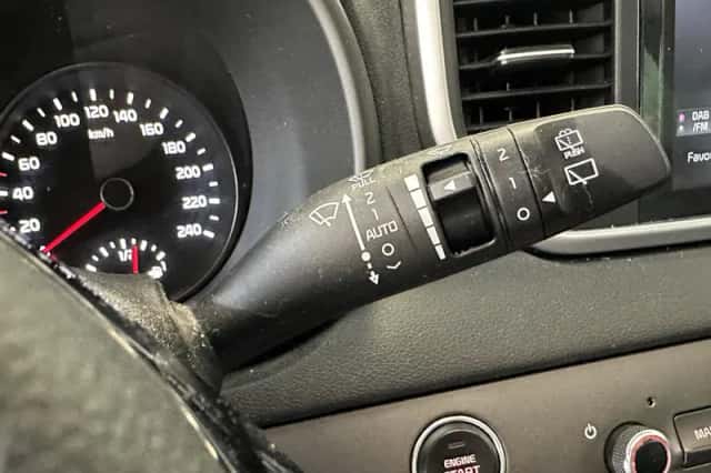 Kia Sportage (2021) thumbnail 7