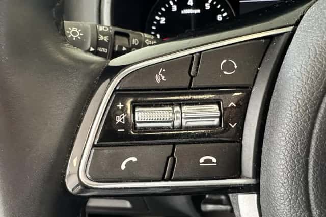 Kia Sportage (2021) thumbnail 8