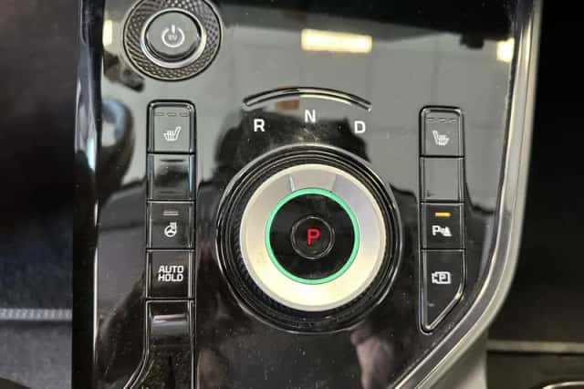 Kia Niro EV (2024) thumbnail 17