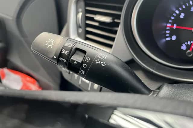 Kia Ceed Sportswagon (2024) thumbnail 8