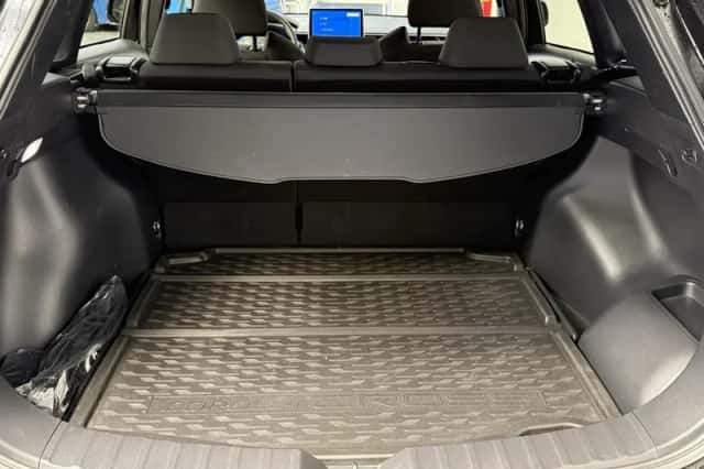 Toyota Corolla (2024) thumbnail 23