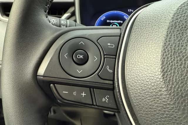 Toyota Corolla (2024) thumbnail 8