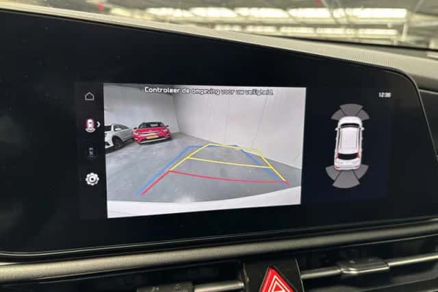 Kia Niro EV (2024) thumbnail 15