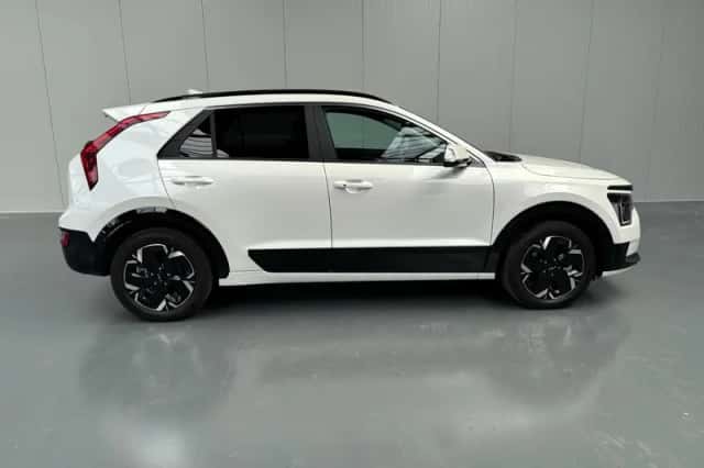 Kia Niro EV (2024) thumbnail 28