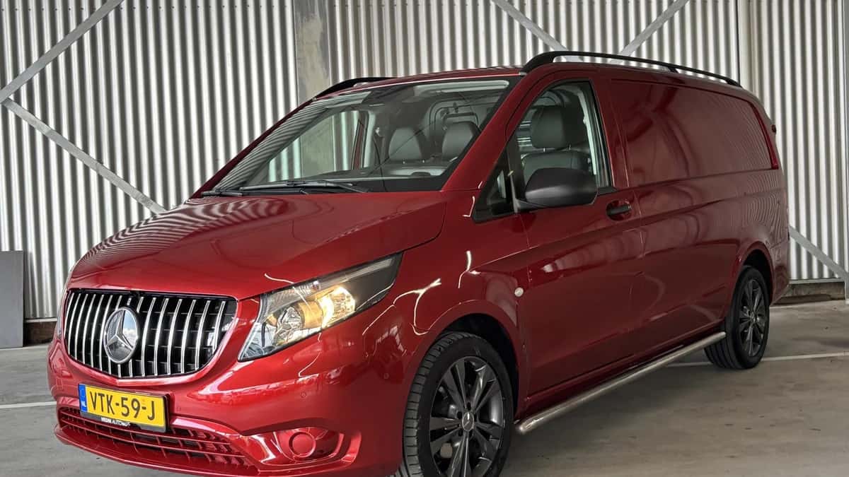 Mercedes-Benz Vito (2023) — foto 1
