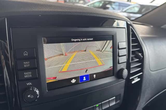 Mercedes-Benz Vito (2023) thumbnail 14