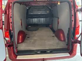 Mercedes-Benz Vito (2023) thumbnail 20