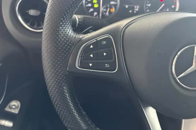 Mercedes-Benz Vito (2023) thumbnail 6