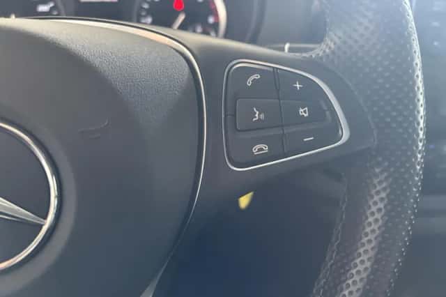 Mercedes-Benz Vito (2023) thumbnail 7