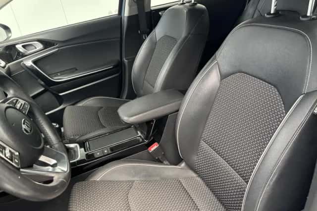 Kia XCeed (2021) thumbnail 3