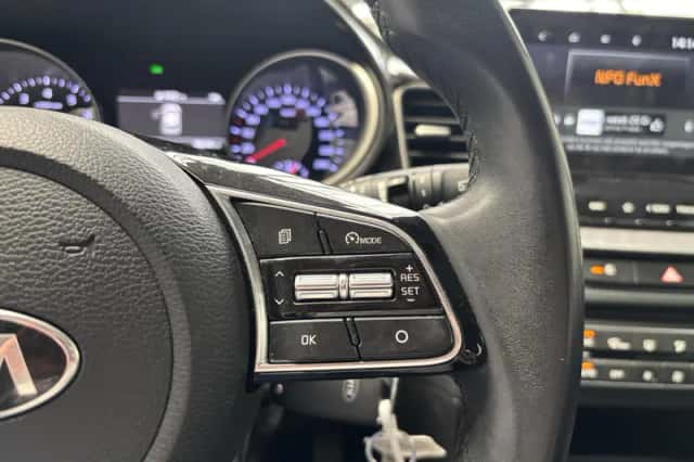 Kia XCeed (2021) thumbnail 7