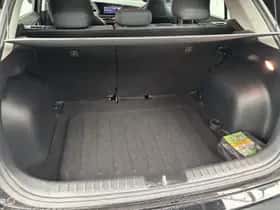 Kia Niro EV (2024) thumbnail 16