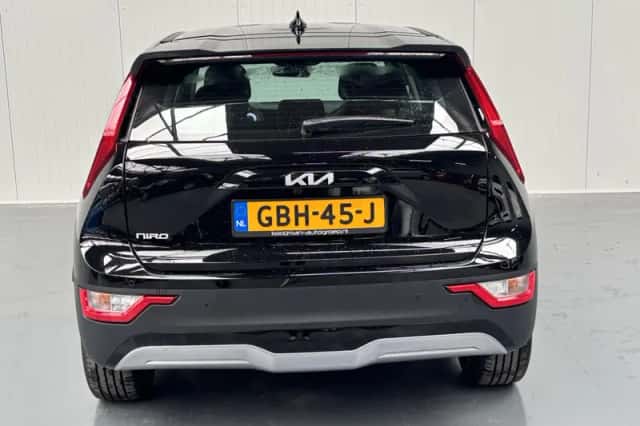 Kia Niro EV (2024) thumbnail 17