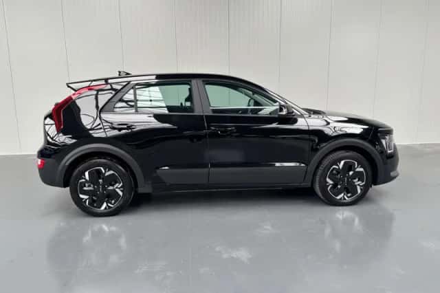 Kia Niro EV (2024) thumbnail 23
