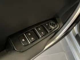 Kia Ceed Sportswagon (2023) thumbnail 2