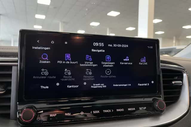 Kia Ceed Sportswagon (2023) thumbnail 18