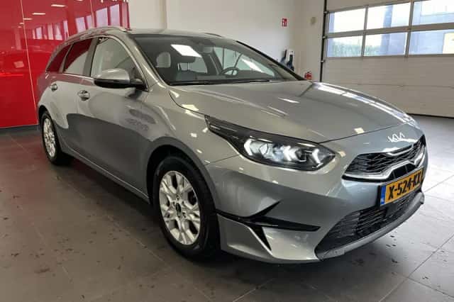 Kia Ceed Sportswagon (2023) thumbnail 33