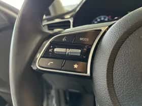 Kia Ceed Sportswagon (2023) thumbnail 8
