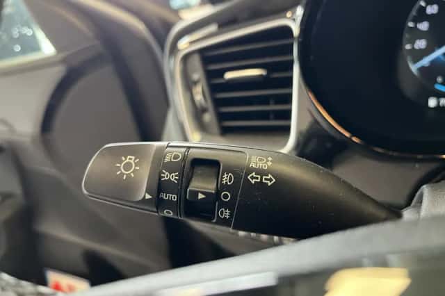 Kia Ceed Sportswagon (2023) thumbnail 10