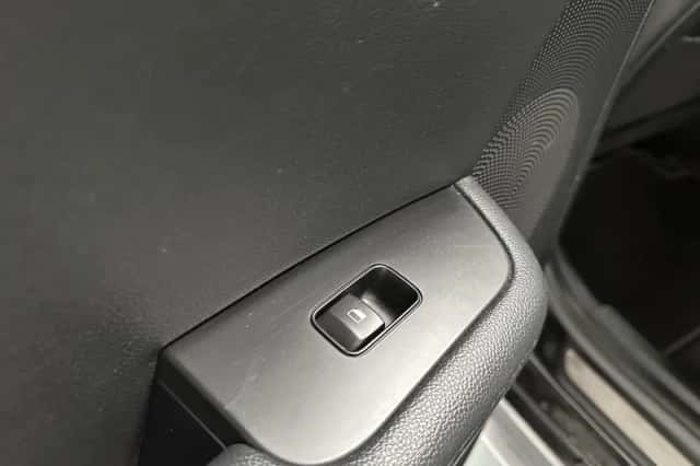 Kia Proceed (2022) thumbnail 19