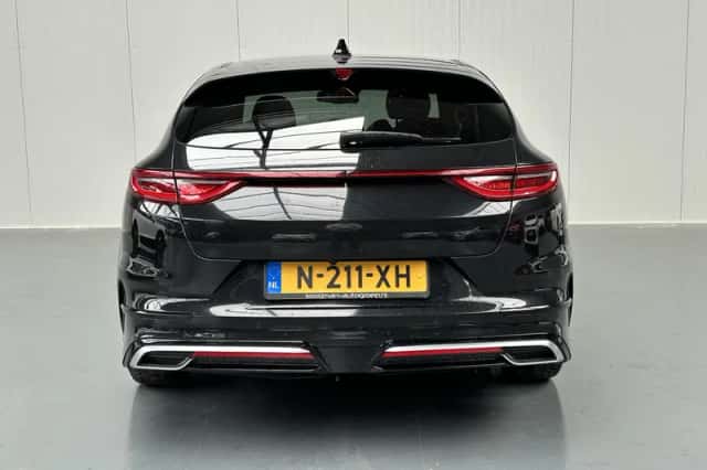 Kia Proceed (2022) thumbnail 22