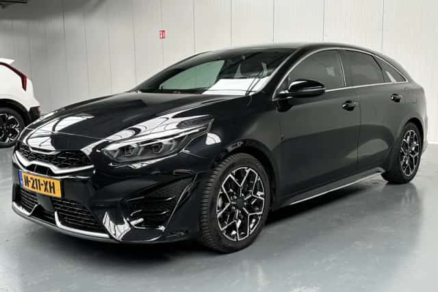 Kia Proceed (2022) thumbnail 24