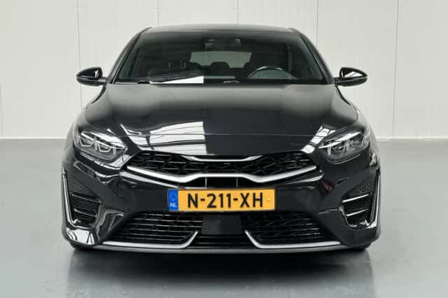 Kia Proceed (2022) thumbnail 25