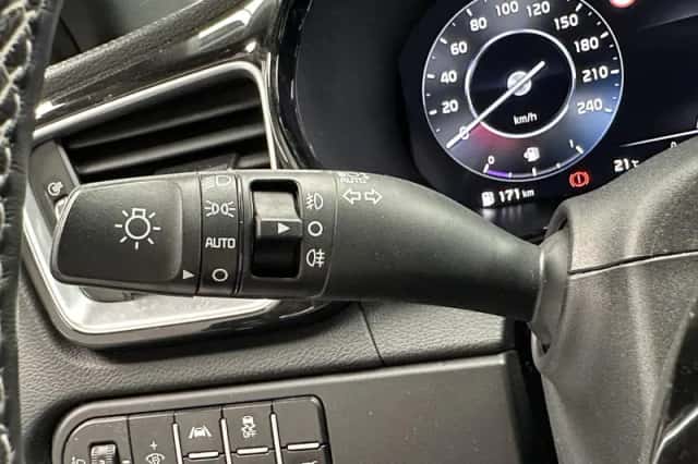 Kia Proceed (2022) thumbnail 6