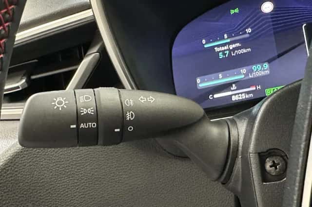 Toyota Corolla (2025) thumbnail 6