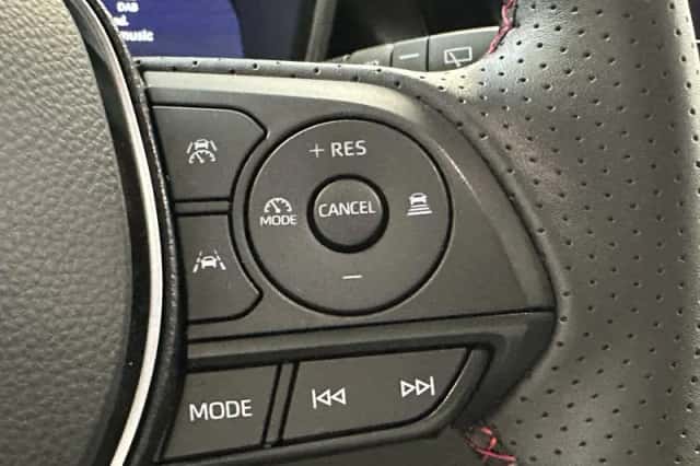 Toyota Corolla (2025) thumbnail 9
