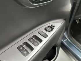 Kia Stonic (2023) thumbnail 10