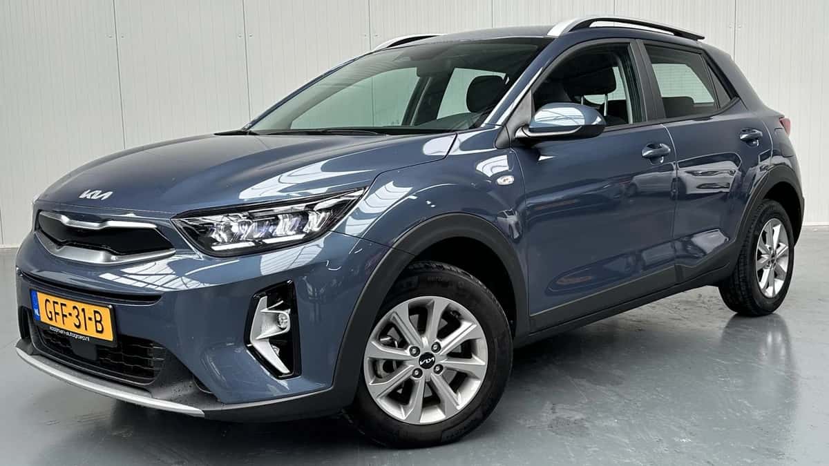 Kia Stonic (2024) — foto 1