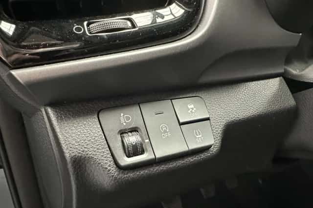 Kia Stonic (2024) thumbnail 6