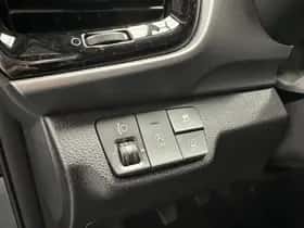 Kia Stonic (2024) thumbnail 6