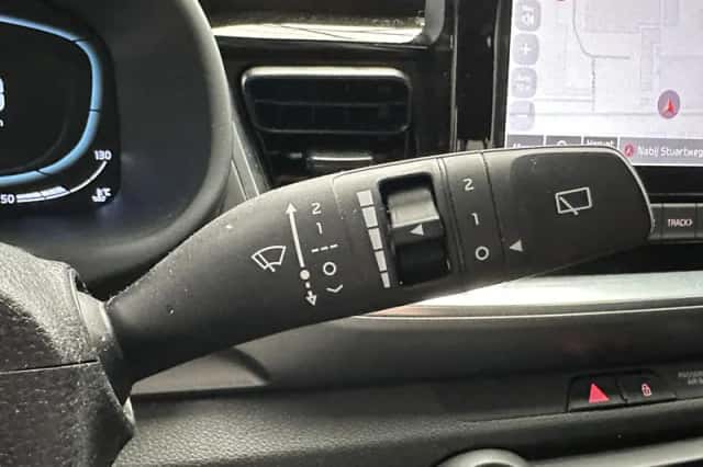 Kia Stonic (2024) thumbnail 9