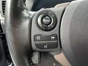 Lexus CT (2017) thumbnail 6